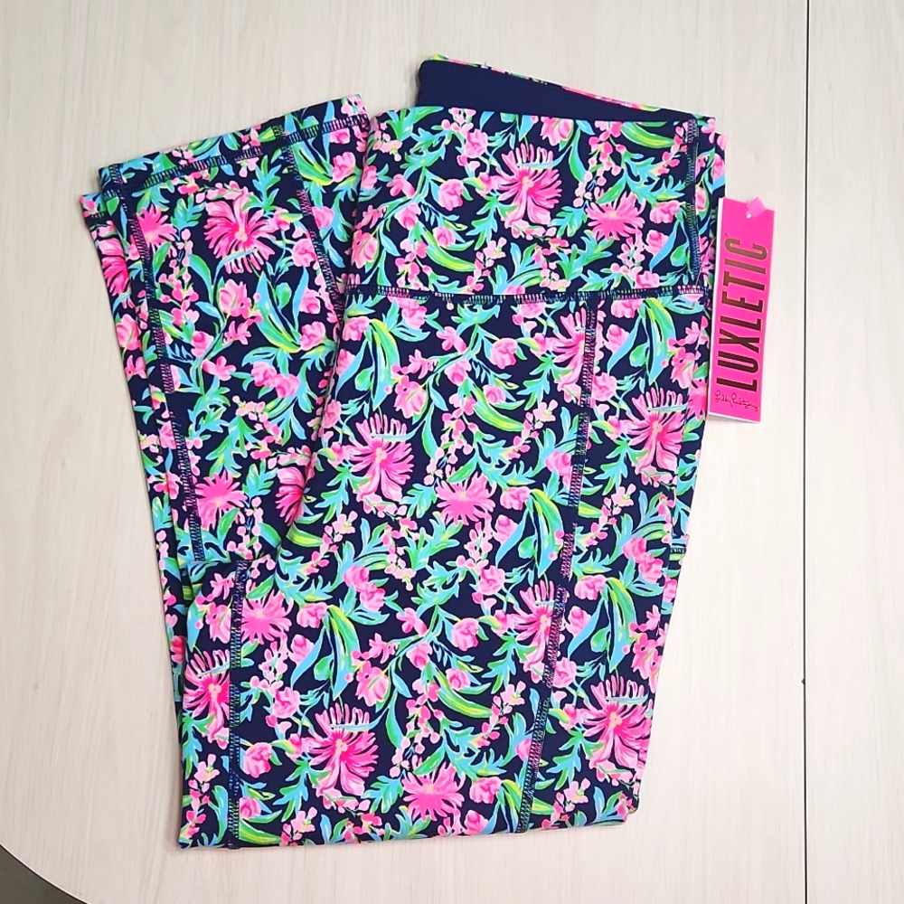 Lilly Pulitzer Luxletic Weekender High Rise Crop 💙 Low Tide Navy Garden Variety